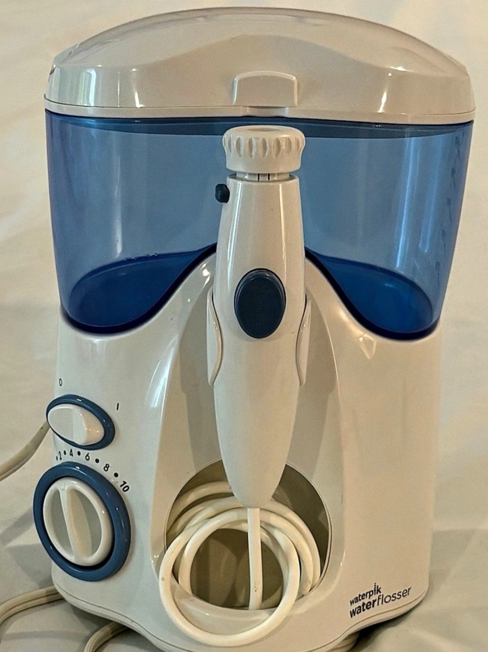 Waterpik Ultra Water Flosser White & Blue never used!